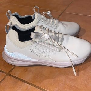 Womens Brilliant White Clove Shoe